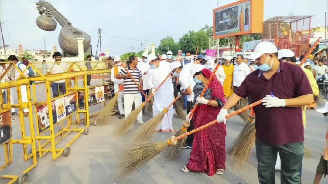 सदर: लता चौक पर विशेष सफाई के साथ सेवा संकल्प अभियान की शुरुआत
