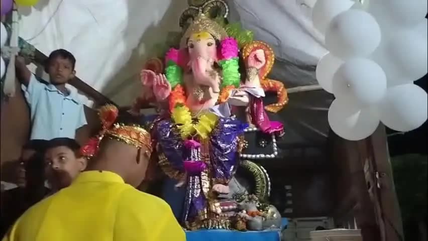 ଝାରସୁଗୁଡା: କଦଲିମୁଣ୍ଡା ଗ୍ରାମରେ ଶ୍ରୀ ଶ୍ରୀ ଗଣେଷ ପୂଜା କମିଟି ପକ୍ଷରୁ ଗଜାନନ ଗଣେଷ ଙ୍କ ଭଷାଣି କାର୍ଯ୍ୟକ୍ରମ ଧୁମଧାମରେ ଅନୁଷ୍ଠିତ
