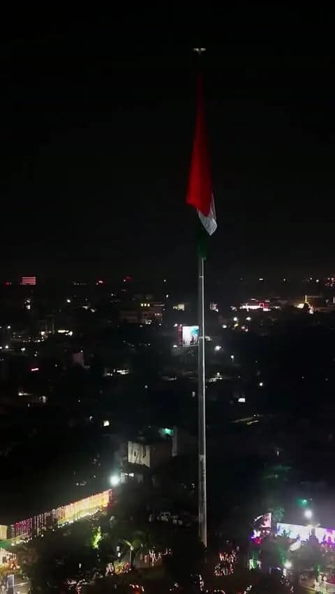 एक दीया… 25 वर्षों की सेवा यात्रा के नाम।
प्रधानमंत्री श्री नरेंद्र मोदी जी के सार्वजनिक जीवन के 25 वर्ष पूर्ण होने पर मुख्यमंत्री श्री विष्णु देव साय जी ने ‘आशीर्वाद का दीया’ प्रज्वलित कर अपनी शुभकामनाएं व्यक्त कीं।
#सेवा_संकल्प_अभियान #आशीर्वाद_का_दीया