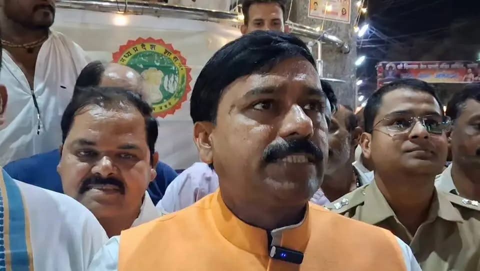 देश सहित विश्व के 37 से अधिक देशों में विभिन्न कार्यक्रमों के माध्यम से प्रधानमंत्री जी का जन्मोत्सव हर्षोल्लास और उत्साह के साथ मनाया जा रहा है- राज्यमंत्री श्री लोधी
#AshirwadKaDiya