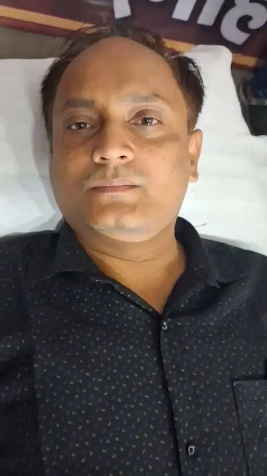 सेवा संकल्प के रूप में मानस भवन में रक्तदान शिविर में रक्तदाता
#damoh #CMMadhyaPradesh