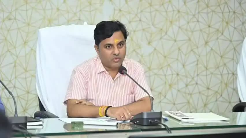 ଝାରସୁଗୁଡା: ଝାରସୁଗୁଡା ଜିଲ୍ଲା ଗ୍ରାମୀଣ ଉନ୍ନୟନ ସଂସ୍ଥା ବିଭାଗର ଏକ ସମୀକ୍ଷା ବୈଠକ ଅନୁଷ୍ଠିତ