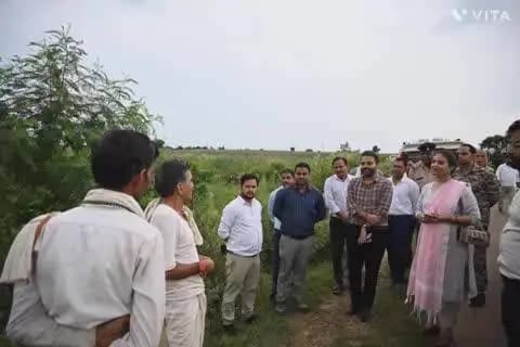 विजयपुर: चेटीखेड़ा बांध से विस्थापित 1200 परिवारों के पुनर्वास की तैयारी, कलेक्टर ने उमरी कलां में भूमि निरीक्षण किया