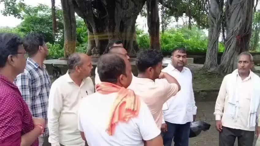 बेल्थरा रोड: विधायक हंसू राम के प्रयास से निछुआडीह की विख्यात मां परमेश्वरी मंदिर के पर्यटन विकास के लिए ₹1.20 करोड़ की स्वीकृति हुई
