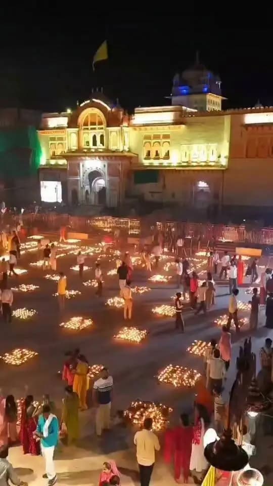 "सेवा संकल्प अभियान : आशीर्वाद का दीया"
श्री राम राजा सरकार की नगरी में महा-उत्सव: 5 लाख 51 हजार दीयों से जगमगाया ओरछा, पीएम मोदी के जन्मदिन पर महा-दीपोत्सव
ओरछा में दीपों से जगमगाया 'सेवा से संकल्प अभियान' 'आशीर्वाद का दीया' जलाकर प्रधानमंत्री मोदी के दीर्घायु होने की प्रार्थना
PMO India CM Madhya Pradesh १
Dr Mohan Yadav Jansampark Madhya Pradesh
#सेवा_संकल्प_अभियान #SevaSankalpAbhiyan #HappyBdayPMModi #AshirwadKaDiya #jansamparkMP #niwari