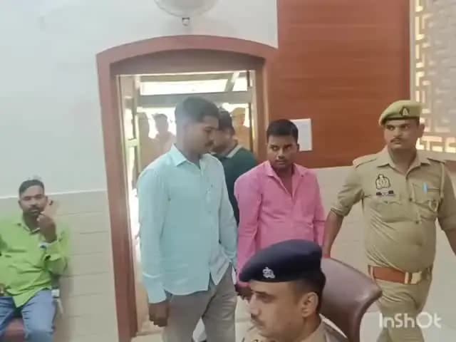 गोरखपुर: गोरखपुर में पत्नी से अवैध संबंध के शक में पट्टीदार ने चचेरे भाई को सोते समय उतार दिया मौत के घाट