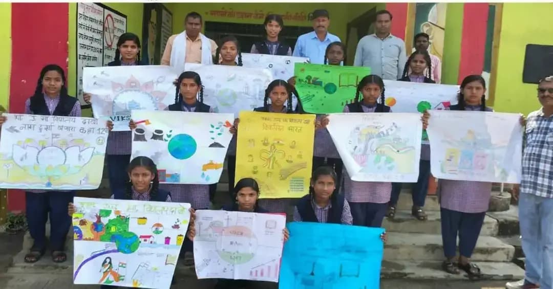 सेवा संकल्प अभियान 2026 :
जिले के 1208 विद्यालयों में गूंजा सेवा और विकसित भारत का संकल्प।
मेरे सपनों का भारत कार्यक्रम के तहत 77 हजार 9 सौ से अधिक विद्यार्थियों ने उत्साहपूर्वक लिया भाग,विद्यार्थियों ने व्यक्त किए अपने विचार।
#sevasankalpabhiyan
#modiat25
#vishnubhaiya