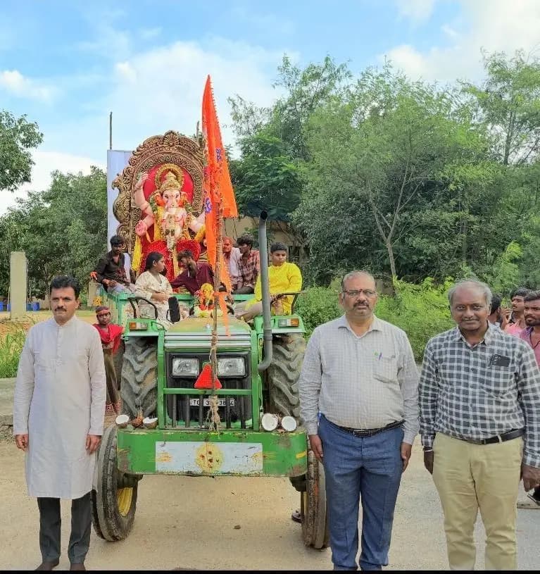 చౌటకూర్: సుల్తాన్పూర్ JNTUHలో ఘనంగా వినాయక నిమజ్జనం