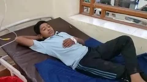 सासनी: प्लॉट पर काम करते समय एक किशोर के पैर पर जहरीले कीड़े ने काटा, हालत बिगड़ने पर परिजन अस्पताल लाए