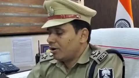 किशनगंज: किशनगंज में छात्राओं से छेड़छाड़ पर पुलिस सख्त, SP संतोष कुमार बोले- स्कूल-कोचिंग के बाहर मनचलों पर होगी कड़ी कार्रवाई