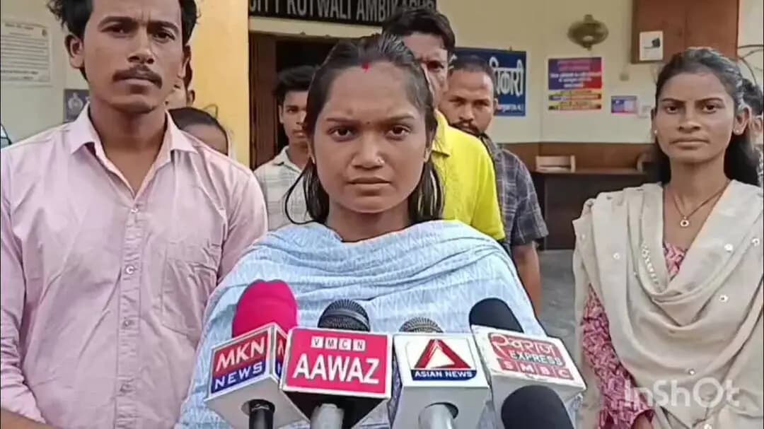 अंबिकापुर: सोशल मीडिया इनफ्लुएंसर आकांक्षा टोप्पो के खिलाफ प्रिया सिंह ने पुलिस में की शिकायत, जानकारी साझा की