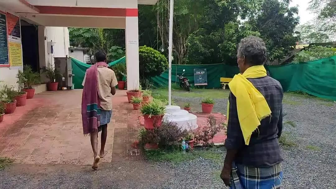 कोंडागांव: ग्राम पल्ली में खेत विवाद के बाद दो बुजुर्ग भाइयों से मारपीट, भतीजों ने दी जान से मारने की धमकी, मामला थाना पहुंचा
