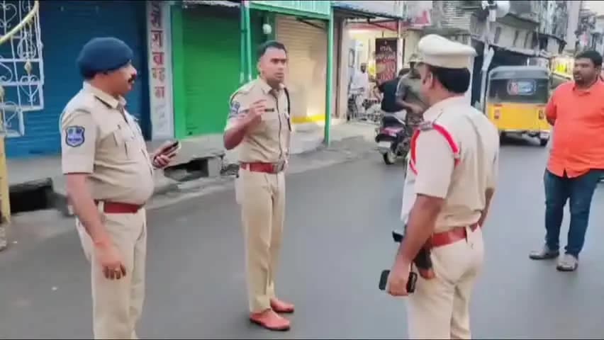 అదిలాబాద్ అర్బన్: గణపతి నిమజ్జన రూట్ పరిశీలించిన ఆదిలాబాద్ జిల్లా ఎస్పీ అఖిల్ మహజన్