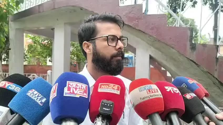 মৰিগাঁও: জিলা ছাত্ৰ সন্থাৰ কাৰ্য্যলয়ত বিজয় গুপ্তা সন্দৰ্ভত সদৌ অসম ছাত্ৰ সন্থাৰ সভাপতি উৎপল শৰ্মাৰ মন্তব্য