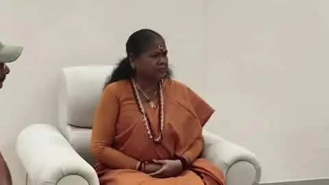 सदर: वाराणसी पहुंची साध्वी निरंजन ज्योति, बाबा विश्वनाथ का किया दर्शन-पूजन, अखिलेश पर साधा निशाना