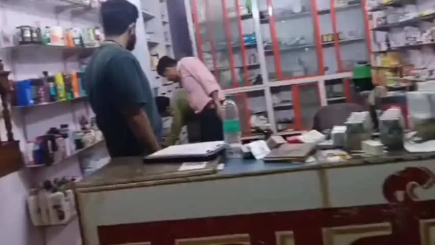 बवाना में मेडिकल स्टोर पर छापा, बिना पर्चे प्रीगाबालिन बेचने के आरोप में संचालक गिरफ्तार