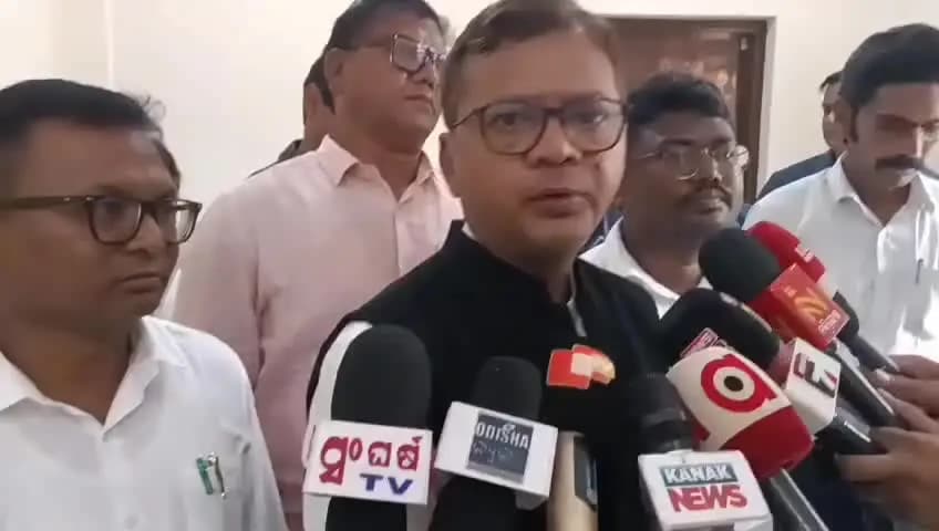 ରାୟଗଡା: ଏମଏମଡିଆର ବିଲ୍ ବିରୋଧରେ ରାୟଗଡ଼ାରେ କଂଗ୍ରେସର ବିଶାଳ ସମାବେଶ ଓ ଶୋଭାଯାତ୍ରା ନେଇ ସପ୍ତଗିରି ଉଲାକାଙ୍କ ପ୍ରତିକ୍ରିୟା