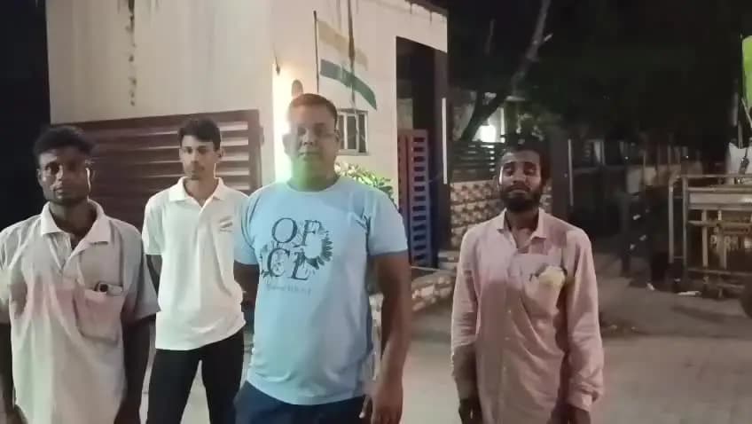 ঢেকিয়াজুলি ভাগ: খাৰুপেটীয়া আৰক্ষী থানা এলেকাৰ পৰা চুৰি হোৱা টম্টম্ ঢেকীয়াজুলিত উদ্ধাৰ