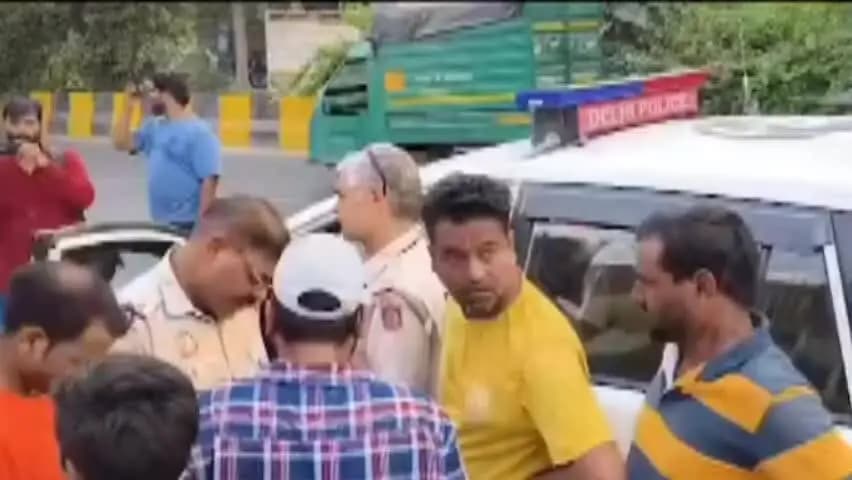 रोहिणी सेंट्रल जेल में दो साथी कैदियों ने एक कैदी की चाकू घोंपकर हत्या की