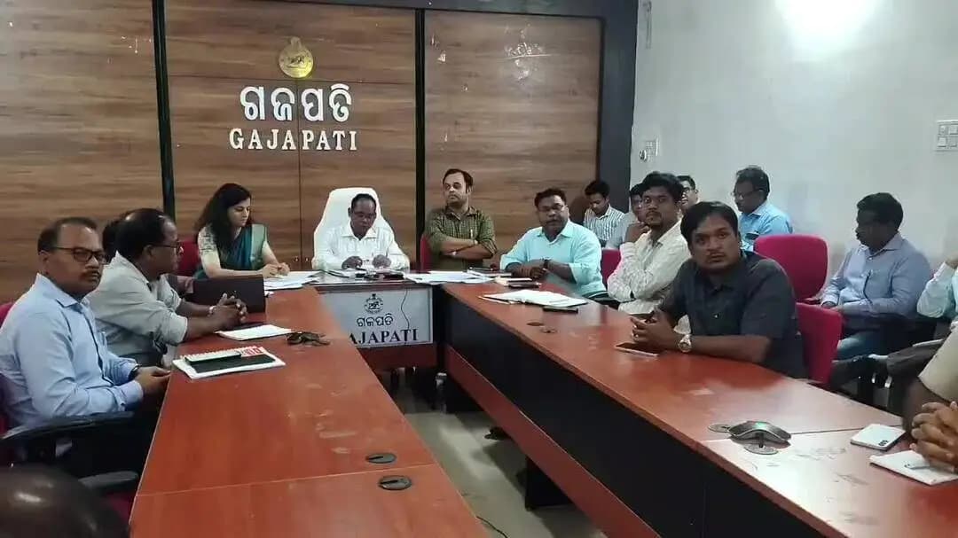 ପାରଳାଖେମୁଣ୍ଡି: ଗଜପତିରେ ସମ୍ଭାବ୍ୟ ଗଭୀର ଅବପାତ ଓ ପ୍ରବଳ ବର୍ଷା ମୁକାବିଲା ପାଇଁ ପ୍ରସ୍ତୁତି