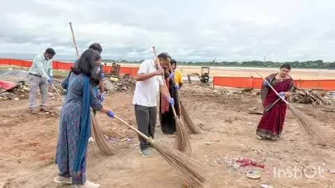 କଟକ ସଦର: କଟକ ମହାନଗର ନିଗମ ଦ୍ଵାରା ସମୂହ ସଫେଇ ଅଭିଯାନ