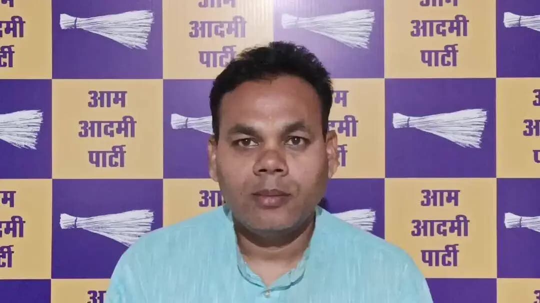 भाजपा के राष्ट्रीय प्रवक्ता गौरव भाटिया के नशे वाले बयान पर आप प्रवक्ता रमाकांत पटेल का हमला