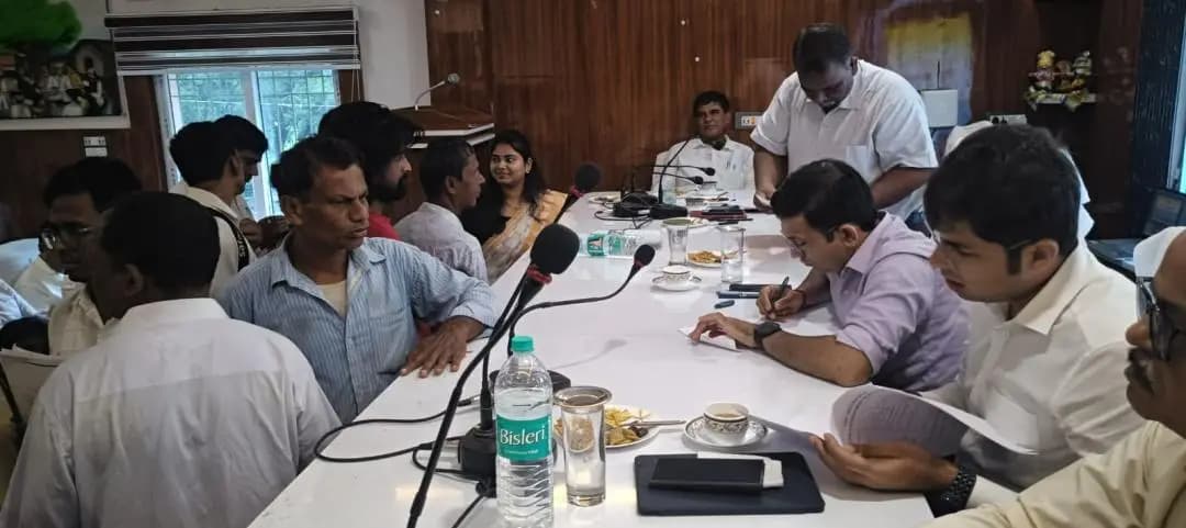 ସୋର: ବାଲେଶ୍ୱର ରେ ଜିଲ୍ଲାପାଳ ଓ ଆରକ୍ଷୀ ଅଧିକ୍ଷକଙ୍କ ମିଳିତ ଜନଶୁଣାଣୀ କାର୍ଯ୍ୟକ୍ରମ