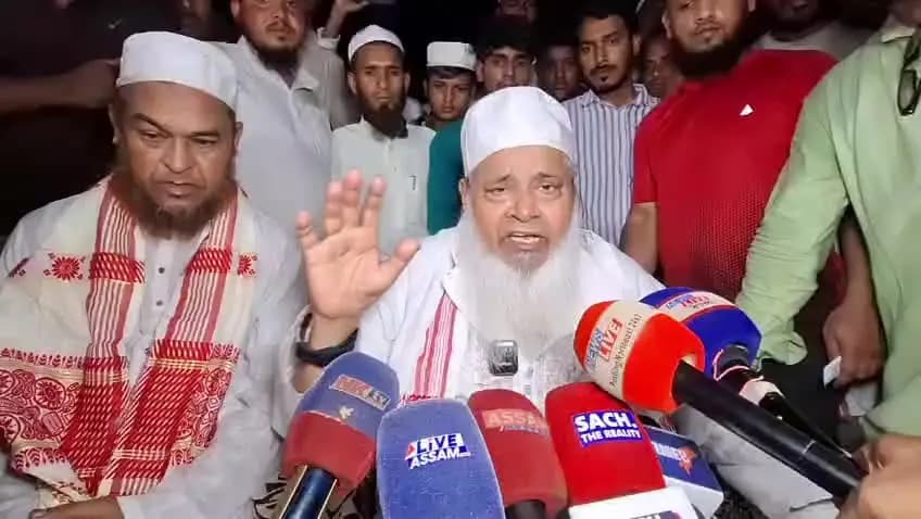 নগাঁও: নগাঁৱত কংগ্ৰেছ আৰু বিজেপিক তুলা ধূনা বদৰুদ্দিন আজমলৰ