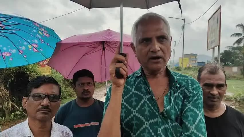 ରାୟଗଡା: ଗୁଡାରି ସହରର ବିଭିନ୍ନ ସମସ୍ୟା ନେଇ ସହର ବନ୍ଦ ଡାକରାରେ ସାମିଲ ହୋଇ ବୁଦ୍ଧିଜୀବି ଗଣପତି ପ୍ରସାଦ ପାଠିଙ୍କ ପ୍ରତିକ୍ରିୟା