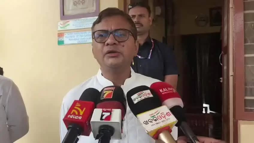 ରାୟଗଡା: ଅମଲାଭଟା ଛକରୁ ଥେରୁବାଲି ଦେଇ ଆମ୍ବଦଳା ପର୍ଯ୍ୟନ୍ତ ଯାଇଥିବା ରାଜ୍ୟ ରାଜପଥ-୫ ର ଦୁରବସ୍ଥା ନେଇ ସପ୍ତଗିରି ଉଲାକାଙ୍କ ପ୍ରତିକ୍ରିୟା