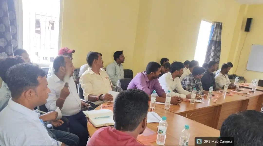शिवहर: शिवहर जिले की 53 पंचायतों में स्वच्छता पर्यवेक्षकों का एक दिवसीय प्रशिक्षण