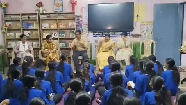 डाइट की टीम ने ढीमरखेड़ा की विभिन्न शालाओं का भ्रमण कर शैक्षणिक गुणवत्ता का लिया जायजा।
#JansamparkMP
#CMMadhyaPradesh
@DrMohanYadav51
Uday Pratap Singh
schooledump
@jbpcommissioner
#katni #कटनी