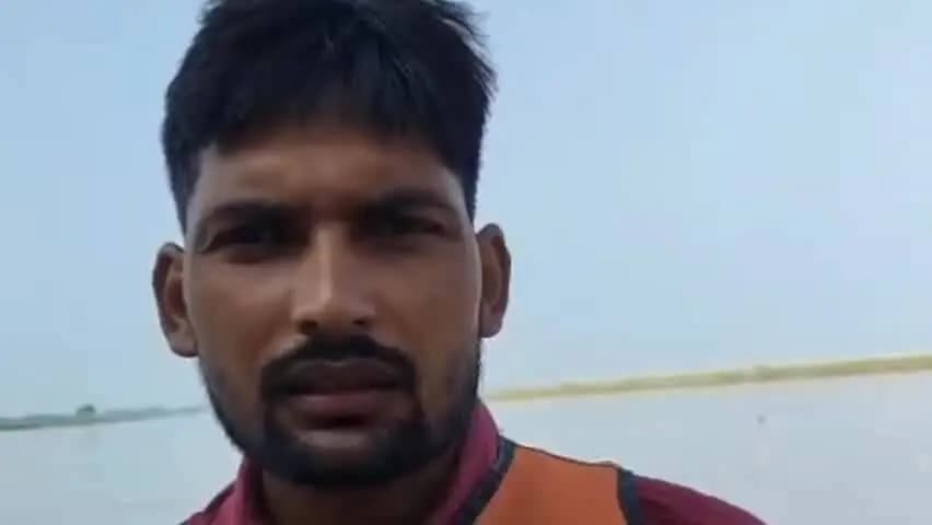 दातागंज: उसहैत थाना क्षेत्र के दलनगला गांव के पास गंगे डूबे व्यक्ति का शव तीसरे दिन पथरा मई के पास मिला