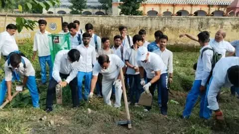 भदोही: भदोही में चोरी, सेवा संकल्प, स्वास्थ्य, रोजगार, खेल और चुनावी तैयारियों की प्रमुख खबरें