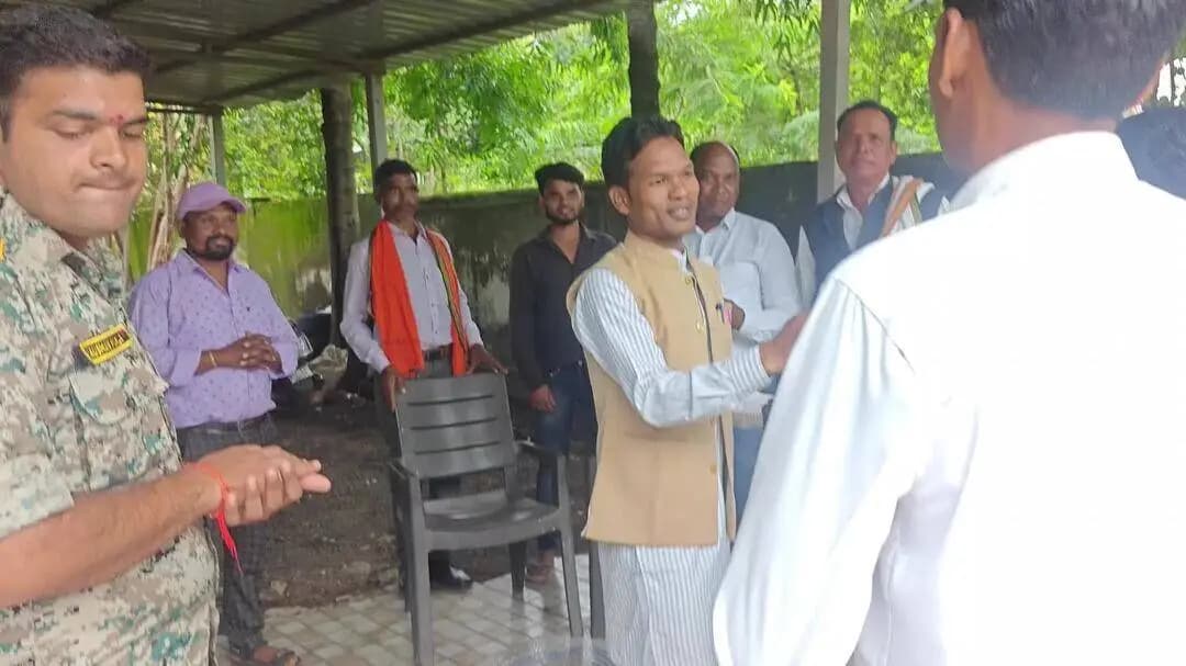 सुनवाई के दौरान संवाद बाकी है लोगों की सुनी समस्या और कार्यवाही