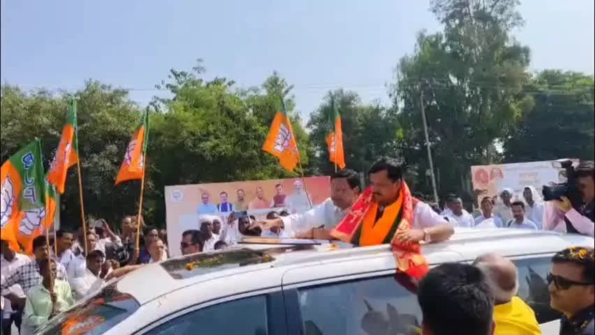 देवबंद: भाजपा के राष्ट्रीय अध्यक्ष नितिन नवीन के स्वागत में नागल पहुंचे जिला पंचायत अध्यक्ष के भाई समेत 5 लोगों की कटी जेब