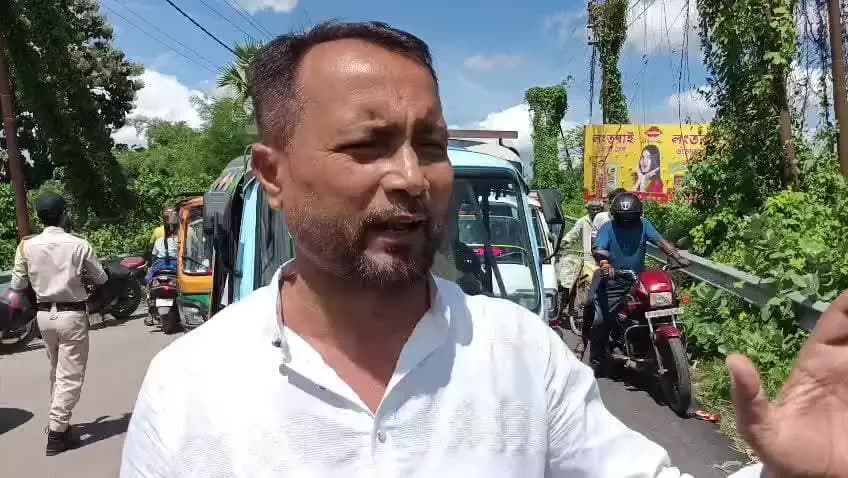 সোনামুড়া: দীর্ঘদিন ধরে বিকল বৈদ্যুতিক ট্রান্সফরমার, জোড়াতালি দিয়ে বিদ্যুৎ পরিষেবা চালানোর অভিযোগ