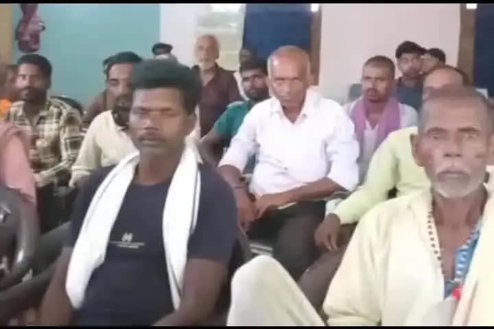 सिकटी: सिकटी में पीएम आवास सूची को लेकर ग्राम सभा में हंगामा, मारपीट की स्थिति उत्पन्न
