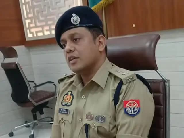 गोरखपुर: इंजीनियर पति ने गंदी फिल्में देखकर पीरियड्स में बनाए संबंध, पत्नी ने कहा- दिल्ली बुलाकर पति अप्राकृतिक संबंध बनाता है