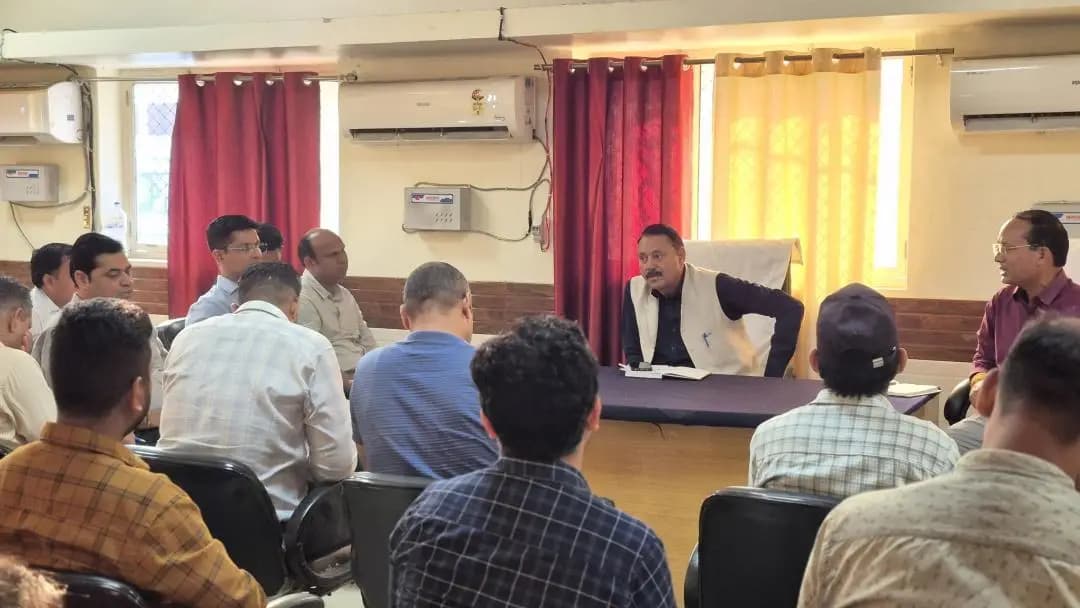 कोटद्वार: कोटद्वार में विकास परियोजनाओं को तीन माह में तेजी से पूरा करने के निर्देश