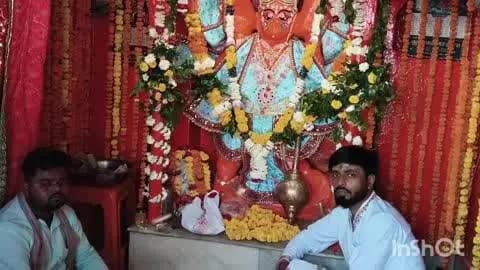 औरैया: खबर औरैया से पढीन स्थित दक्षिण मुखी हनुमान मंदिर पर हुआ भंडारे का आयोजन