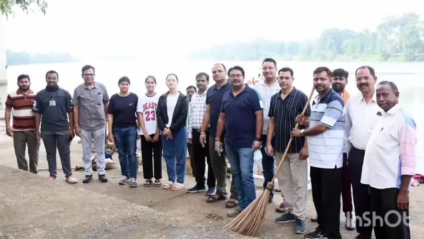 धमधा: दुर्ग के महमरा स्थित शिवनाथ नदी तट पर जल व पर्यावरण संरक्षण अभियान, जनसंपर्क अधिकारी ने दी जानकारी
