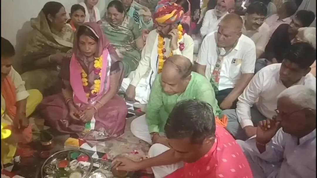 केशोरायपाटन: कापरेन में सुनीता अग्रवाल ने विधिवत रूप से पालिकाध्यक्ष का कार्यभार संभाला, निकाला विजय जुलूस