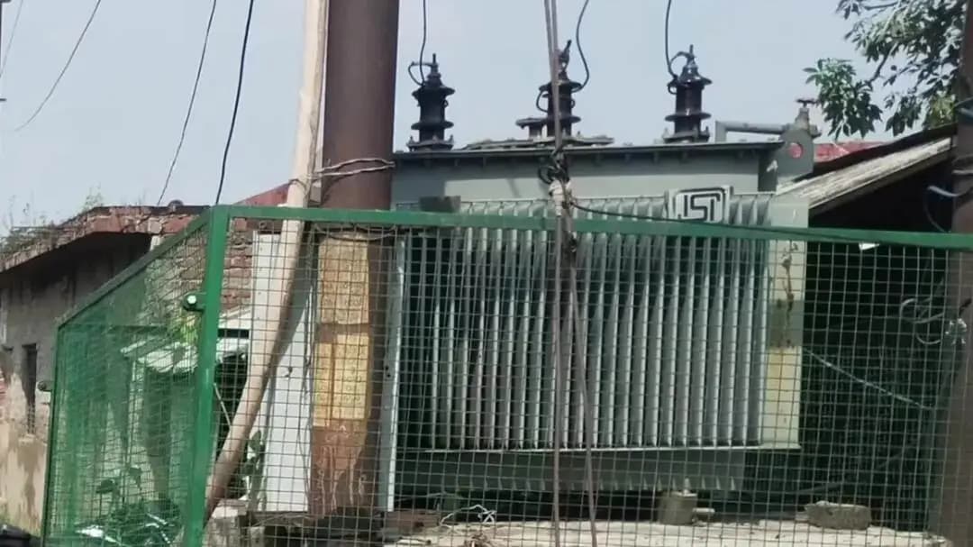 रुदौली: मवई में बिल वसूली के दौरान बिजली व्यवस्था बदहाल, लोग परेशान