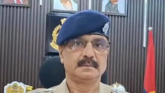 मुरादाबाद: सिविल लाइंस थाना क्षेत्र में चोरों ने बंद मकान से ₹2.5 लाख की नकदी और 12 तोले सोने के जेवरात चुराए
