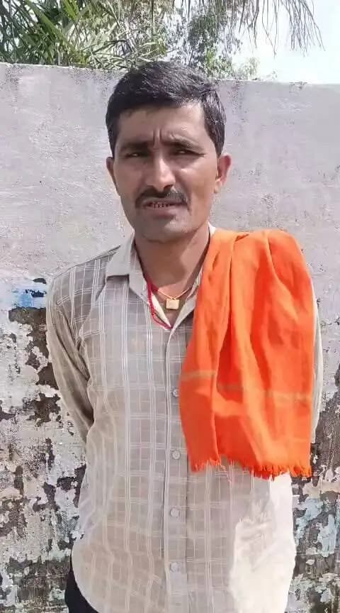 ➡️ सेवा संकल्प अभियान 2026
अब घर-घर पहुंचा नल से जल! 🚰 सागर की रगोली पंचायत के श्री विजय लोधी जी को अब पानी के लिए दूर नहीं जाना पड़ता। गांव में नल लगने से मिली इस बड़ी सुविधा के लिए उन्होंने प्रधानमंत्री जी का आभार जताया है।
#jansamparkMP #sagar #AshirwadKaDiya #SevaSankalp2026