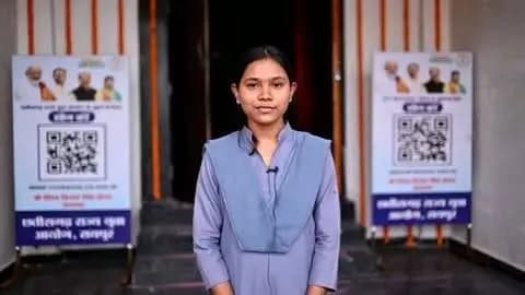 सेवा संकल्प अभियान के अंतर्गत जिले के इंडोर स्टेडियम में आयोजित “युवा उड़ान 2026” कार्यक्रम में युवाओं ने अपने विचार, अनुभव और “सपनों का भारत” की परिकल्पना साझा की।
इस अवसर पर आईटीआई की छात्रा वर्षा कुंजाम ने अपने अनुभव साझा करते हुए अपने युवा उड़ान कार्य्रकम की खूब प्रशंसा की।
युवा शक्ति के सपनों और संकल्पों से ही विकसित एवं सशक्त भारत का निर्माण संभव है।
#युवा_उड़ान2026 #सेवा_संकल्प_अभियान #gariyaband