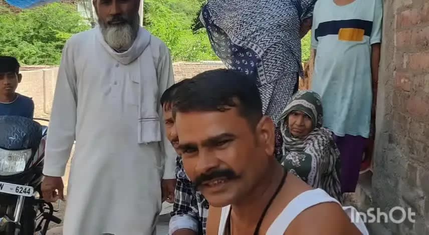 उरई: यमुना एक्सप्रेसवे पर स्लीपर बस में भीषण अग्निकांड में 9 की मौत, उरई के हासिर खान ने बचाई 13 से 14 यात्रियों की जान