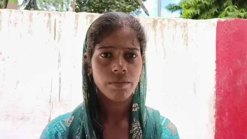 पुवायां: पुवायां पुलिस ने एक शातिर अपराधी को पकड़ा, महिला ने किया हंगामा और पुलिस पर लगाए आरोप