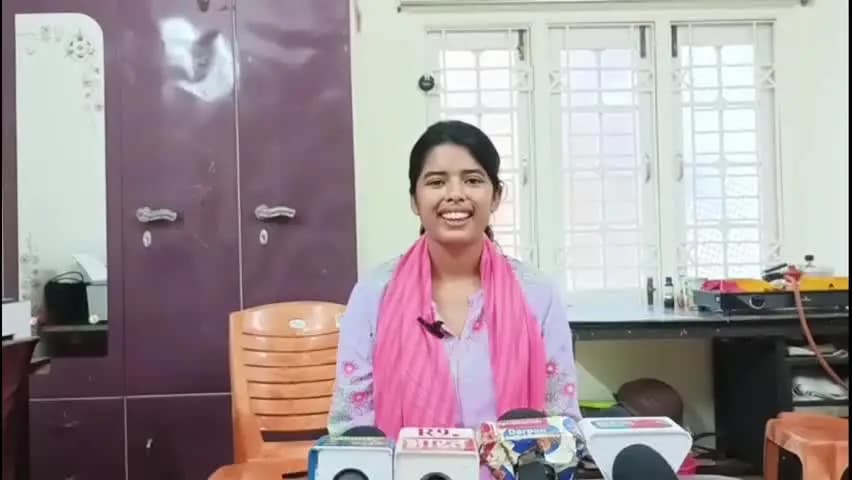 উদারবন্দ: জনতার কণ্ঠ হিসাবে কাজ করতে চাই,শিলচরে বললেন পৌরনিগম নির্বাচনে ৩০ নং ওয়ার্ডে কংগ্রেস প্রার্থী সাক্ষী বণিক